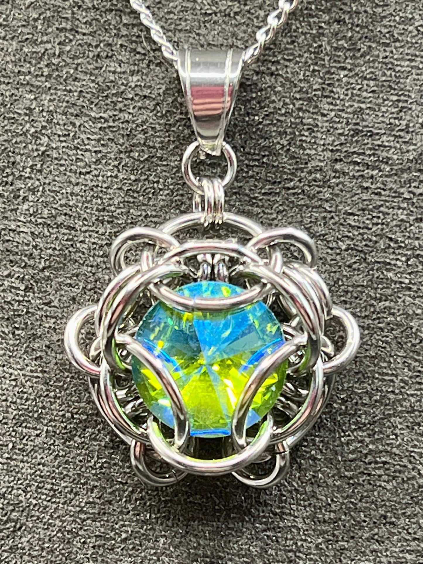 Regalo Pendant with Glass Gem - Light Green