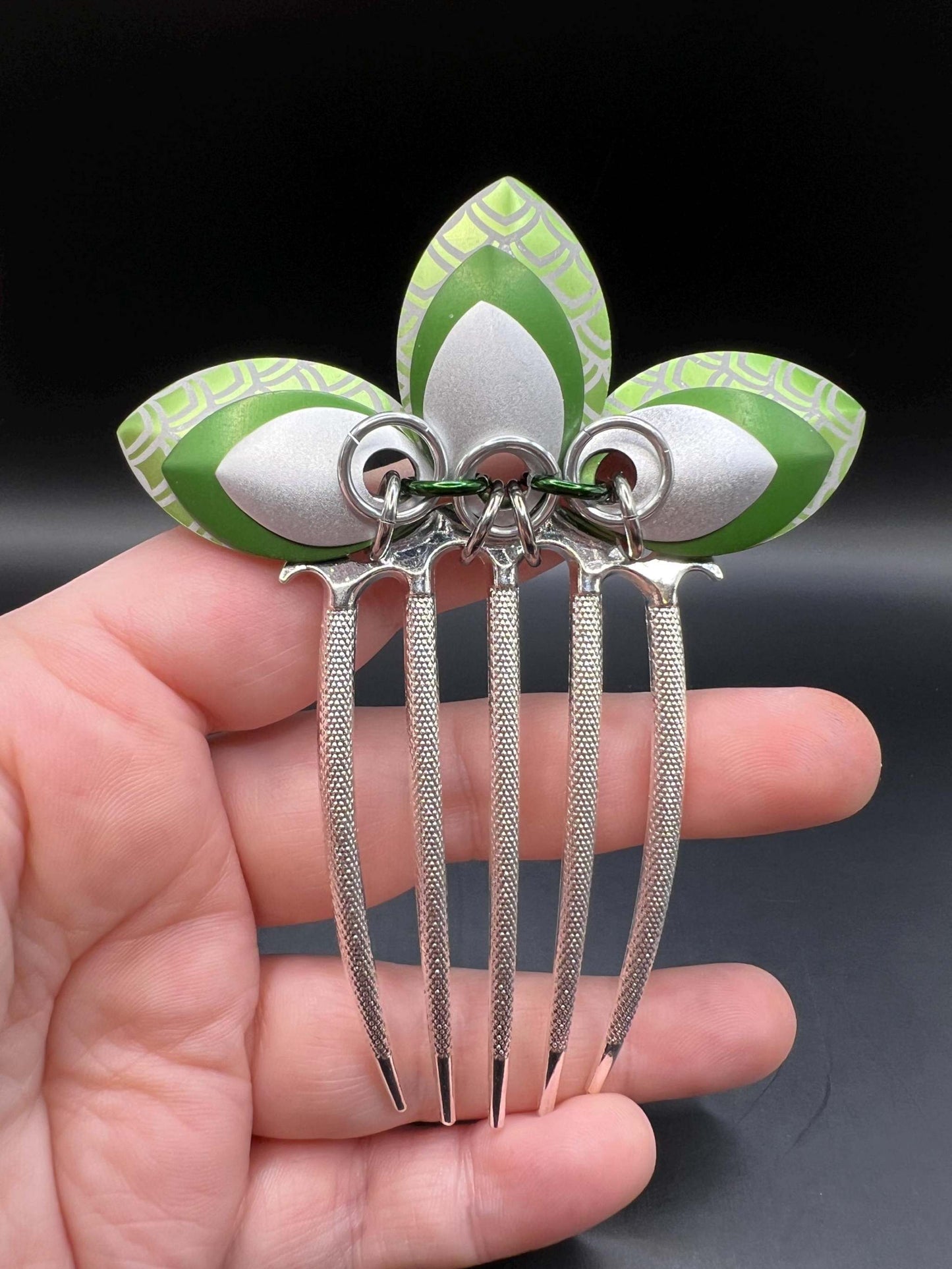 Large Green & Silver Engraved Scalemaille Fan Hair Comb Measuring approx. 4" Long
