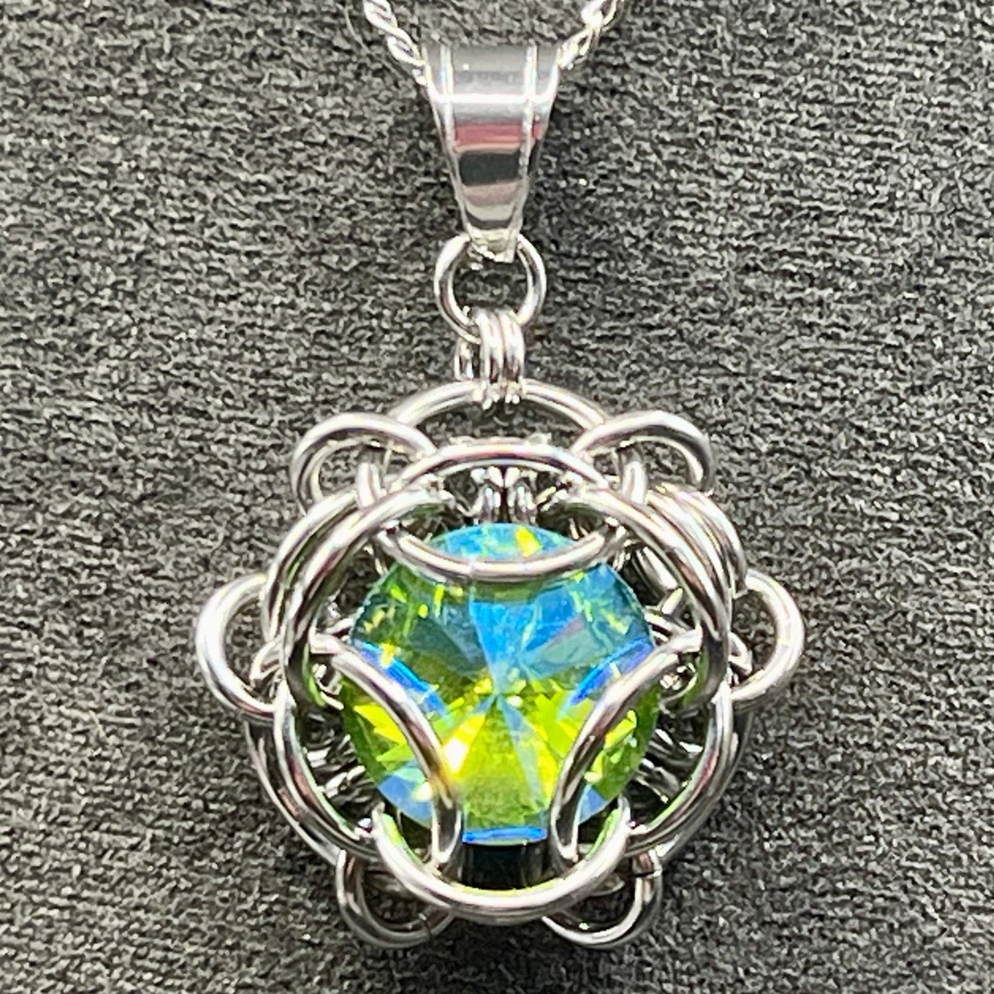 Regalo Pendant with Glass Gem - Light Green